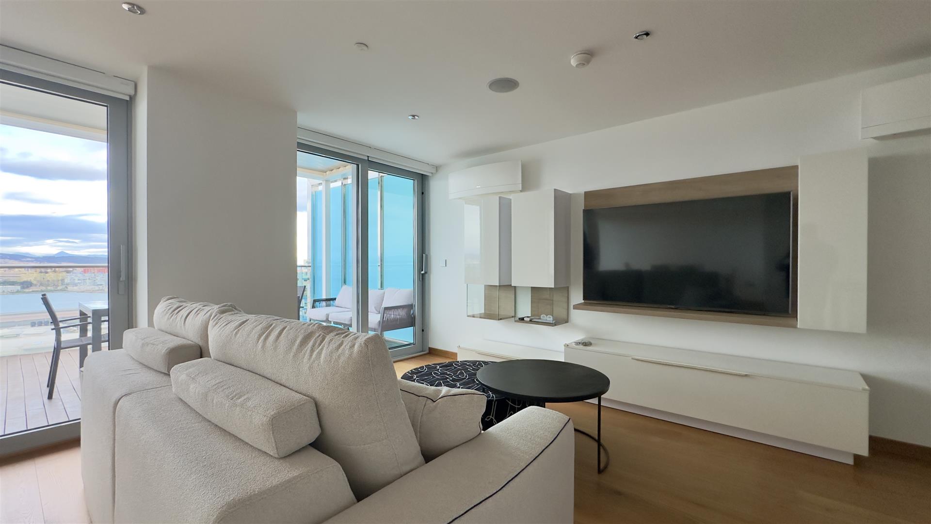 Image of Apartment - 3 Bedrooms - 4 Bathrooms for Rental in Imperial Ocean Plaza-Gibraltar, Image 12